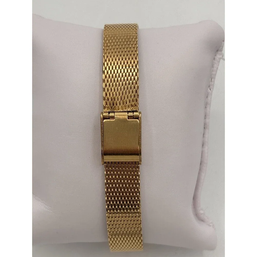 Vintage Disney Winnie the Pooh Tank Watch 18mm Womens Gold Tone New Battery